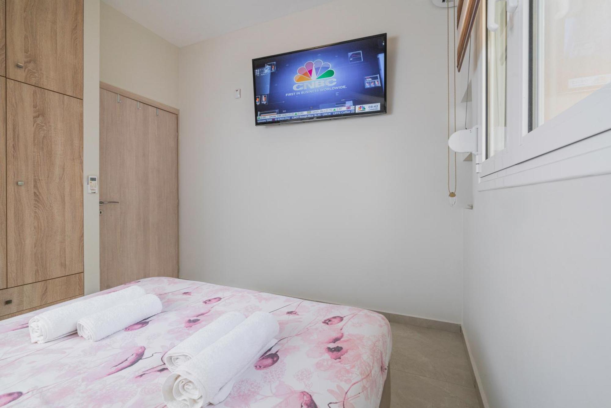 Neon Apartment, Modern, High Quality, Central Apt, Heraklion City מראה חיצוני תמונה