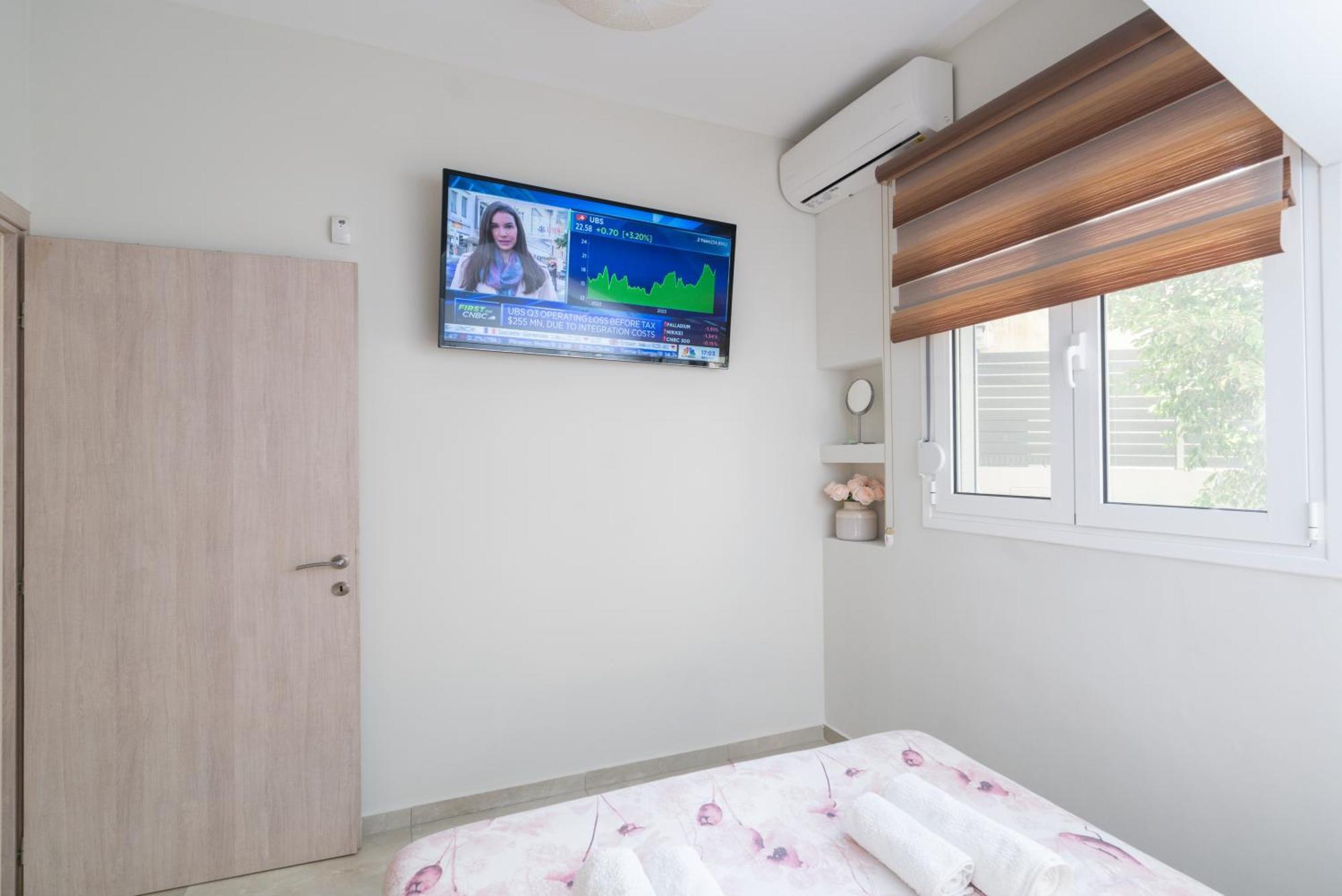 Neon Apartment, Modern, High Quality, Central Apt, Heraklion City מראה חיצוני תמונה